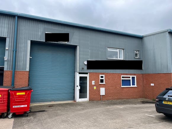 First Floor Offices, 2D Station Yard, Thame, Offices To Let - IMG_2831.JPG