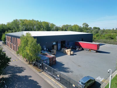 4 Veridion Way, Erith, Industrial/Logistics / Industrial / Storage / Trade Counter / Industrial / Warehouse / Workshops To Let / For Sale - U4 Veridion Way 0858 rev.JPG