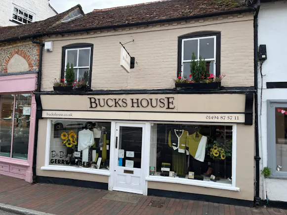 Bucks House, Chalfont St. Giles, Offices / Retail For Sale - WhatsApp Image 2026-09-23 at 10.39.4.jpeg