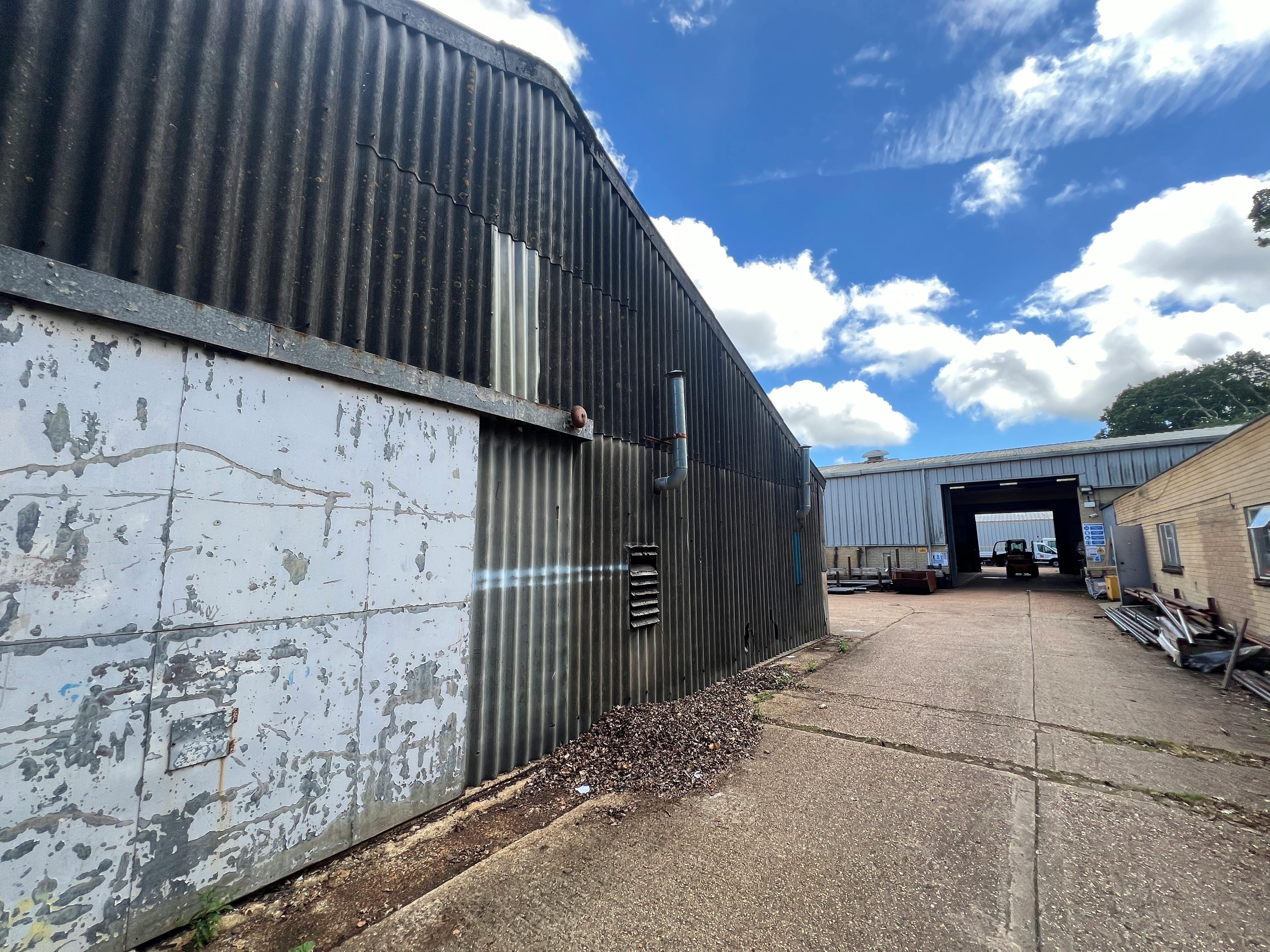 Industrial Unit in Southampton - photo 4