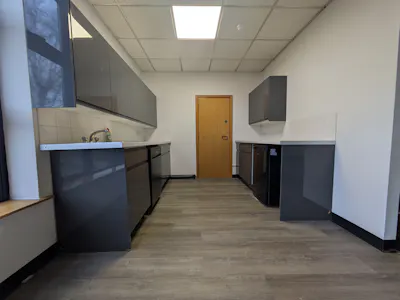 Unit 2, The Progression Centre, Hemel Hempstead, Office To Let - PXL_20260120_102351826.jpg