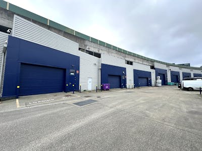 Unit 12 Linford Street Business Estate, London, Industrial / Office To Let - 20260209_160147120_iOS.jpg