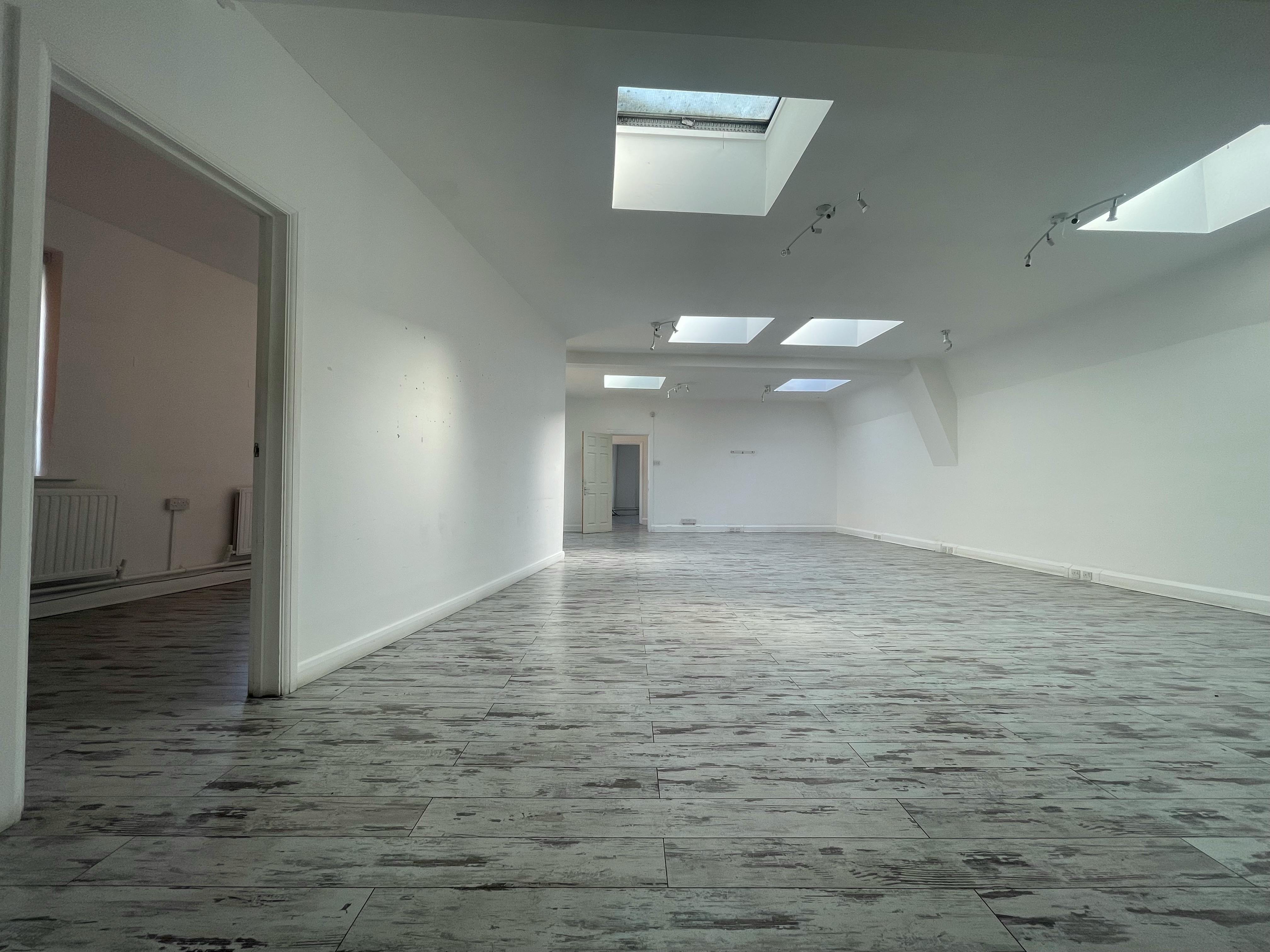 Office in Southampton - photo 2