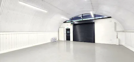 Arch 85 & Arch 86, Cable Street, Shadwell, London, Industrial To Let - 20260706_175804(0) - Edited.jpg