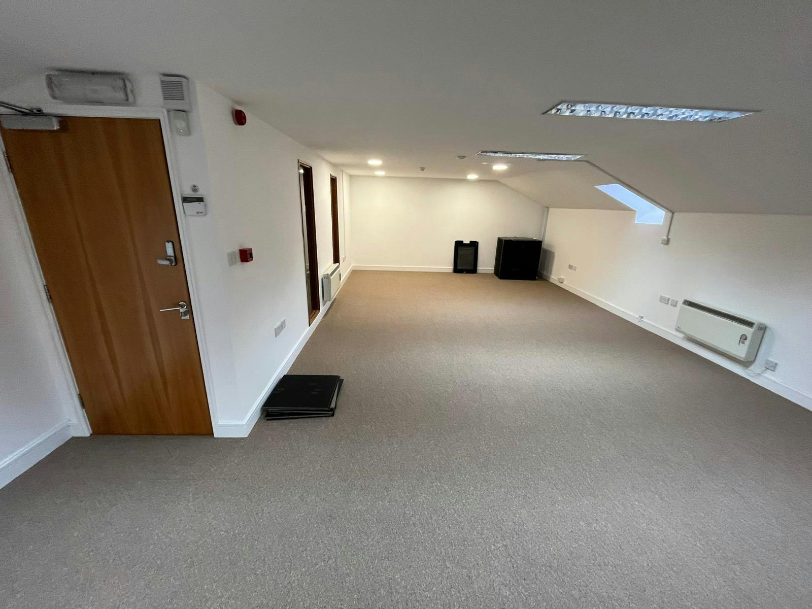 Suite 6 - Bailey Court, Macclesfield, Offices To Let - IMG20250318WA0002.jpg