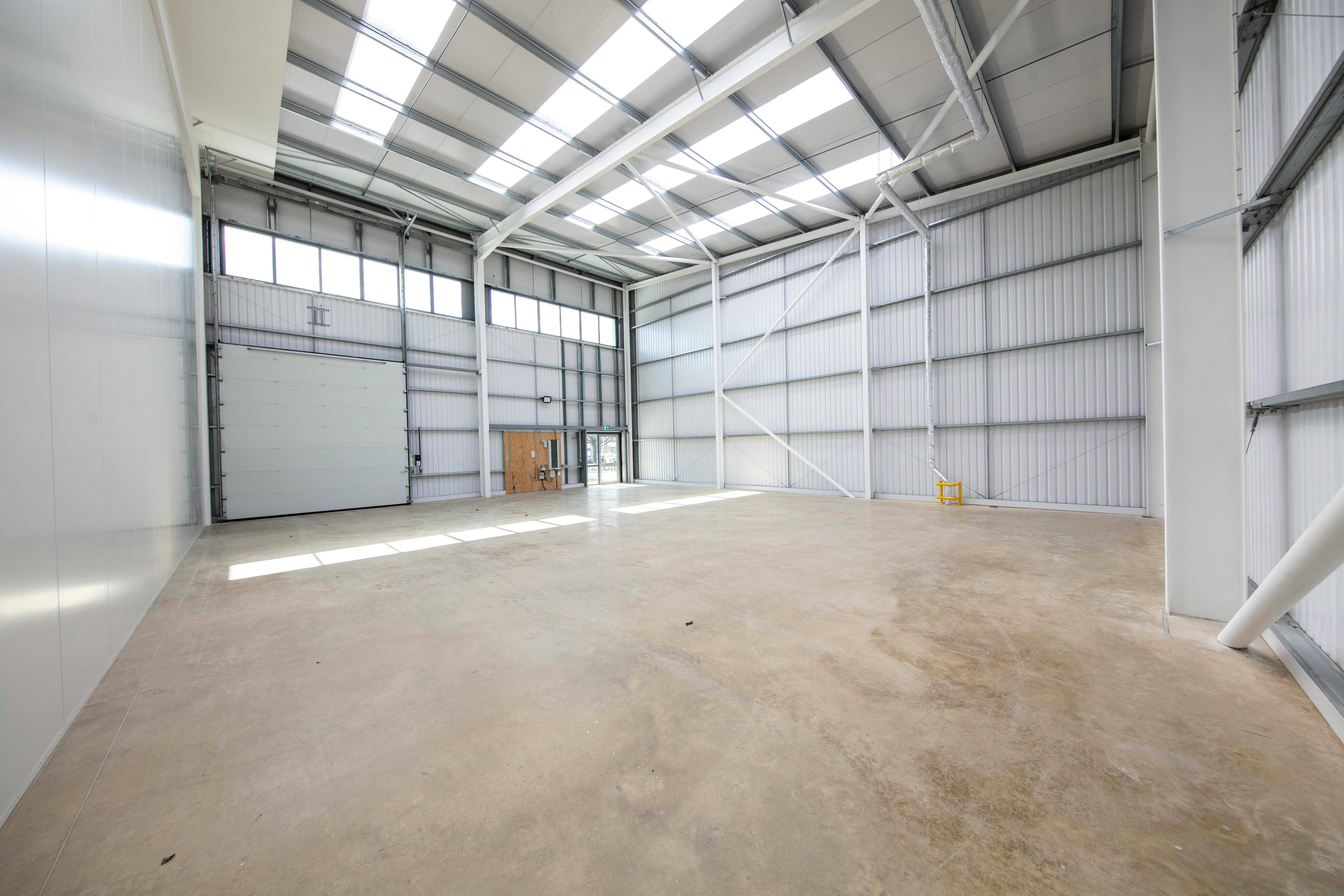 Industrial Unit in Wimborne - photo 4