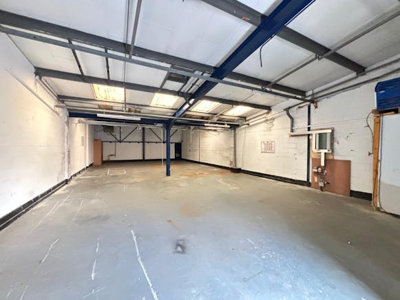 Unit 10 Fleming Court, Clydebank, Industrial To Let - PHOTO20241104101449 10.jpg