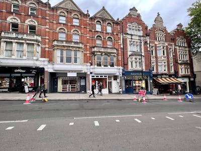 62 Rosslyn Hill, London, Retail To Let - 00ad702147c3e669c904be25bd9902559  Copy.jpg