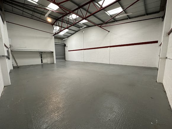 6 Elliott Park, Aldershot, Industrial / Warehouse To Let - IMG_4671.jpeg