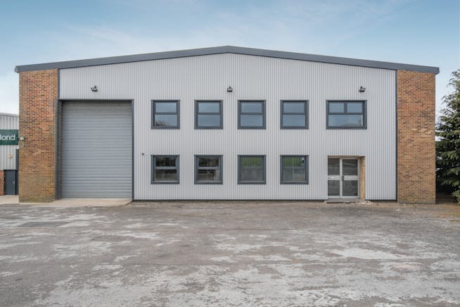 Unit 1 Bridge House, Princes Risborough, Industrial / Other To Let - Unit 1 Bridge House-1.jpg