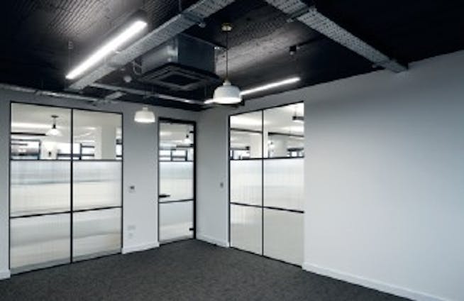 White Building, Southampton, Offices / Offices To Let - Meeting 2 .jpg