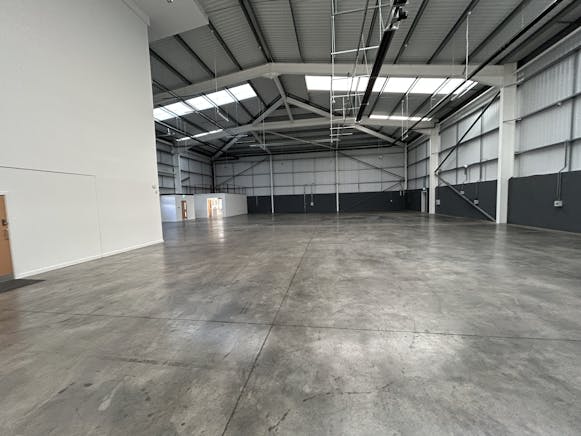 Unit 2 Blue Ribbon Park, Coventry To Let - Photo (4).JPG