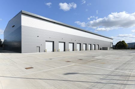 Poyle Point 1, Blackthorne Road, Colnbrook, Industrial / Warehouse To Let - Yard.jpg