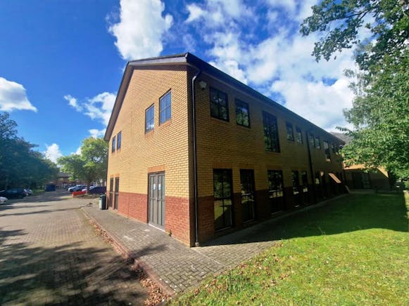 Unit 7 Fortuna Court, Aldermaston, Office To Let - 20240912_113517.jpg