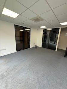 22 Abbey Road, London, Office To Let - IMG_7065.jpeg
