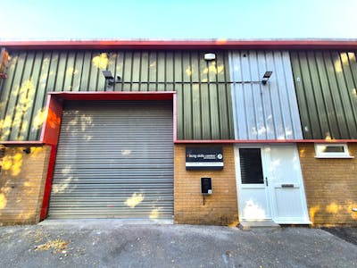 Unit 4, Woodpecker House, Brookfield Industrial Estate, Glossop, Industrial/Logistics To Let / For Sale - 20250827_085241.jpg