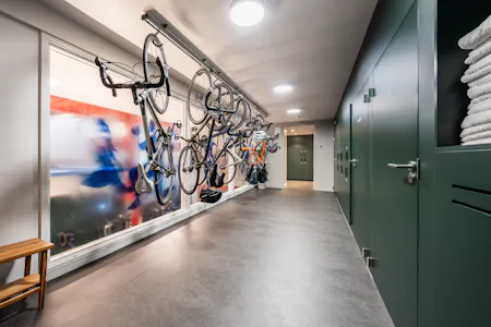 Byron House, London, Office To Let - 7-9SJS-10.jpg