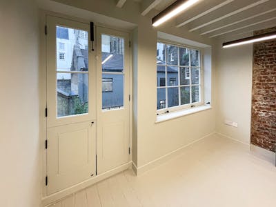 2 Warren Mews, London, Office To Let - Image (18).jpg
