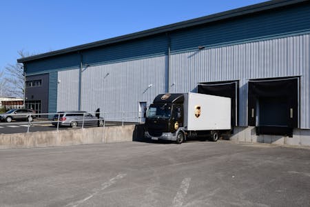 Unit 2, Merlin Park, Trafford Park, Industrial To Let - DSC_67622.jpg