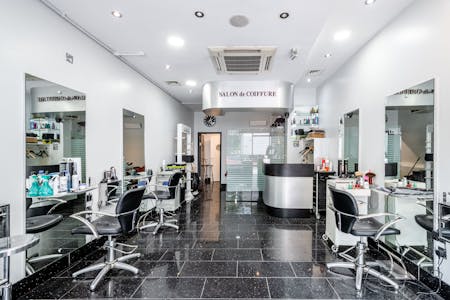 363 Mile End Road, London, Office / Retail To Let - Mile End Rd 363 - Low Res 4.jpg