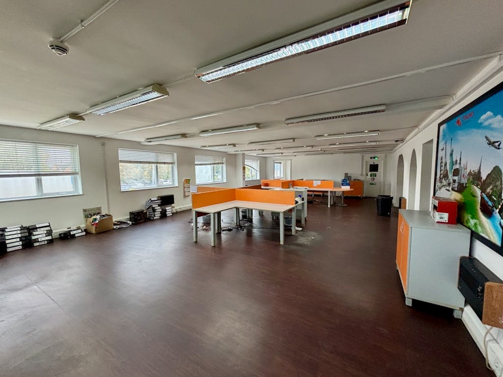 15 16 Albone Way Biggleswade Warehouse offices