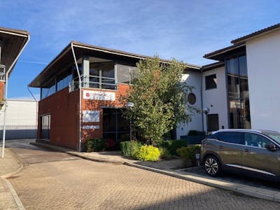 First Floor, 1 E-Centre, Bracknell, Office To Let - 1 ECentre external 1.jpg