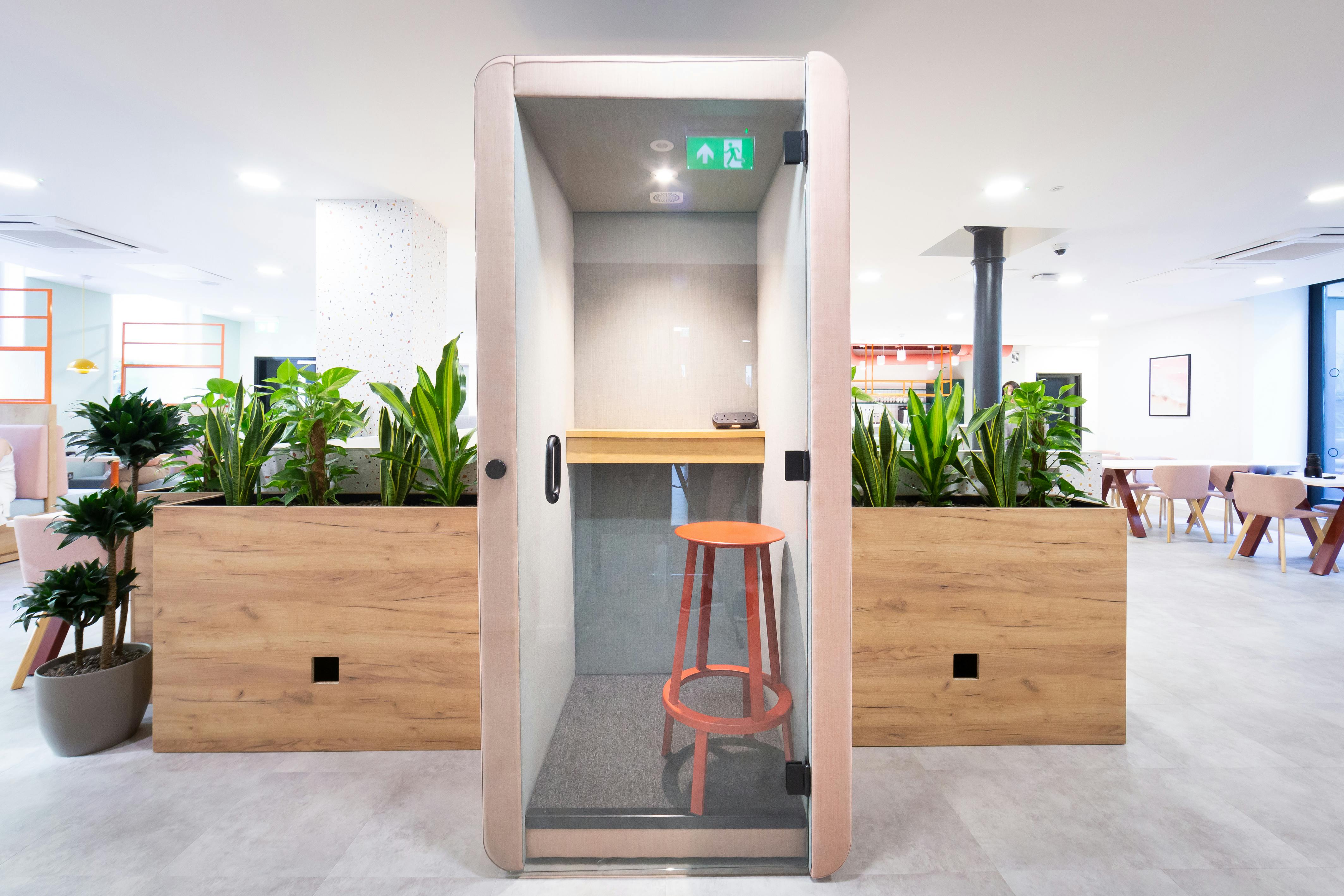 Office in London - photo 3