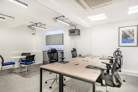 123 Minories, London, Office To Let - 8563353interior03.jpg