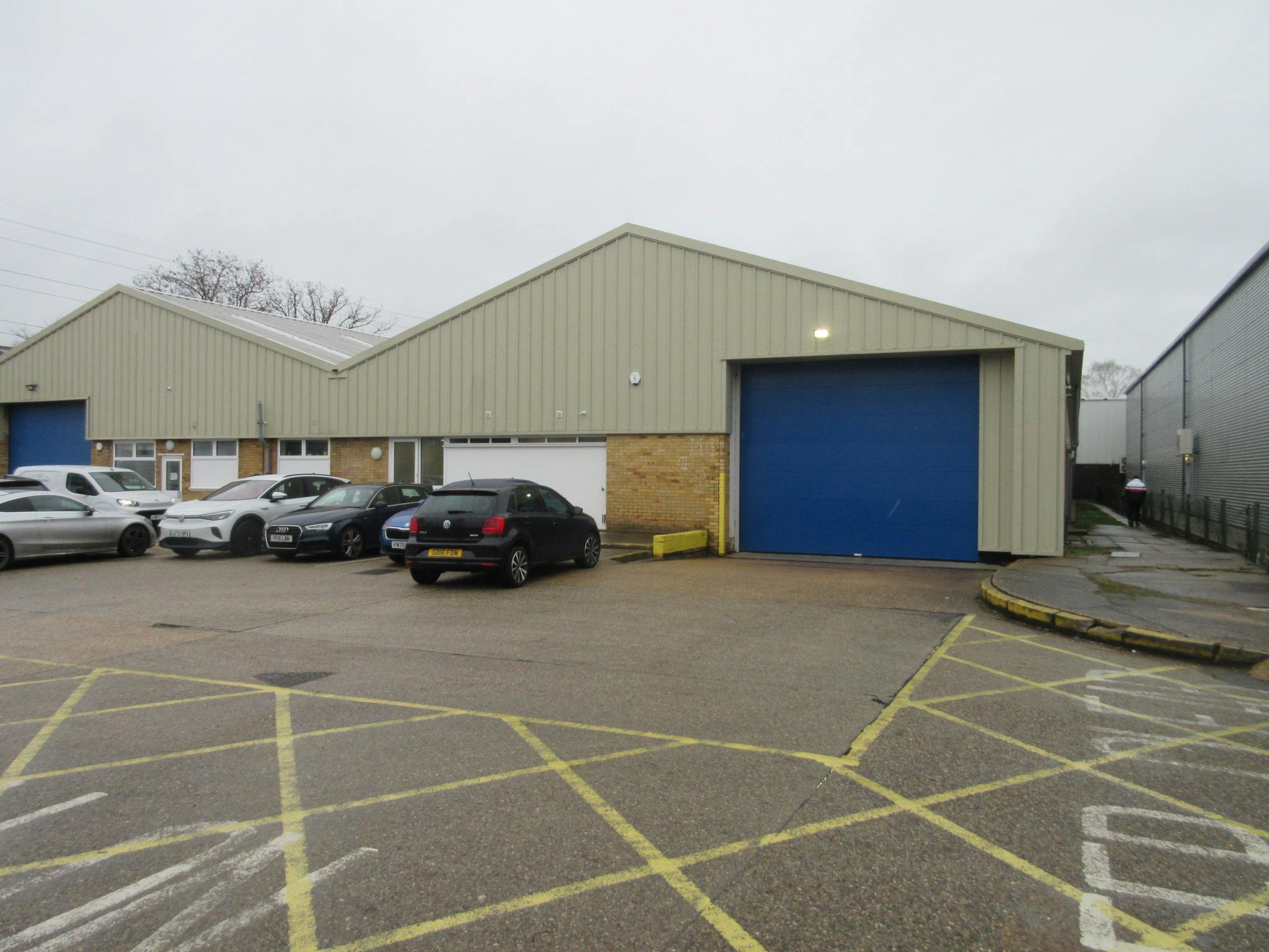 Unit 1A, Byfleet, Industrial / Warehouse To Let - IMG_2972.JPG