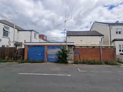 3A Kings Road, Woking, Development / Investment / Office For Sale - d5db7c7e-56f4-4c8e-8d82-a0a2b7e2446b.jpg
