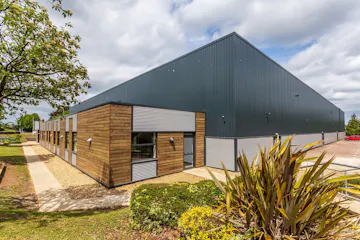 Unit 11 Woodside Industrial Estate, Humphrys Road, Dunstable, LU5 4TP