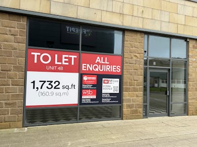 Unit 4b - Broad Street Plaza, Broad Street Plaza, Halifax, Leisure / Restaurant / Cafe / Retail To Let - IMG_8751.jpeg