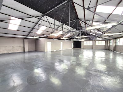 Brighton Road, Stockport, Industrial/Logistics To Let - 20260324_120542.jpg