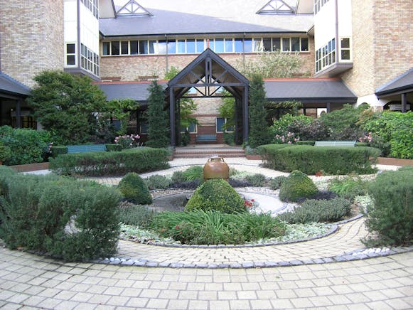 Turnford Place, Broxbourne, Offices To Let - P2270036.jpg