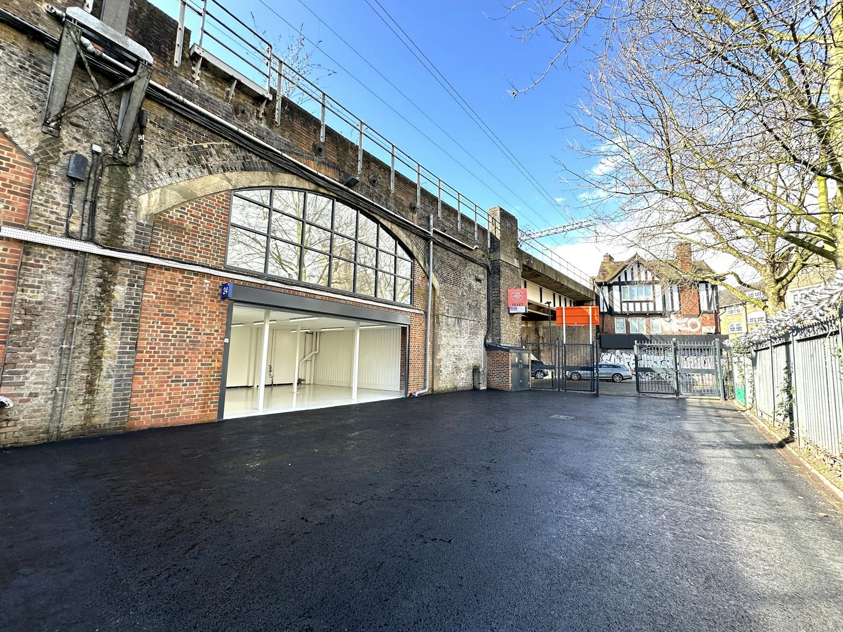 Arches 20 - 24 Hartland Road, Camden, Industrial / Offices To Let - 20250313_125820960_iOS.jpg