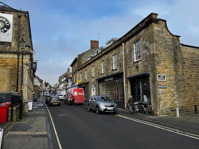 2 Johnsons Courtyard, Sherborne, Retail To Let - IMG_1899.JPG
