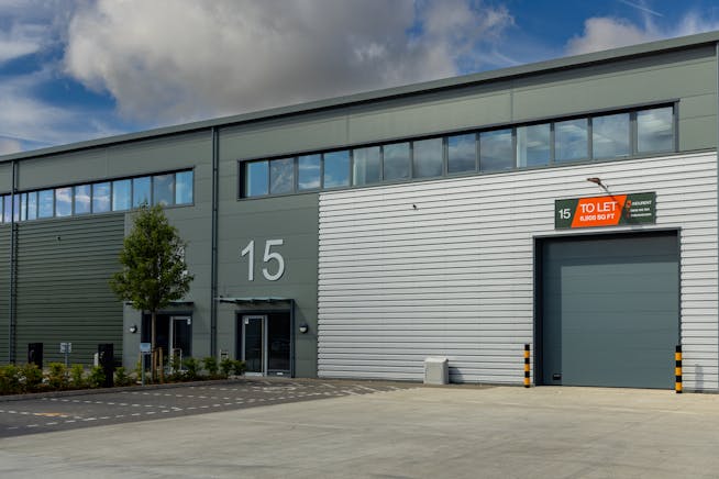 Vantage 41, Aston Clinton, Industrial To Let - Vantage 41  80  Photoscouk  WEBRES.JPG
