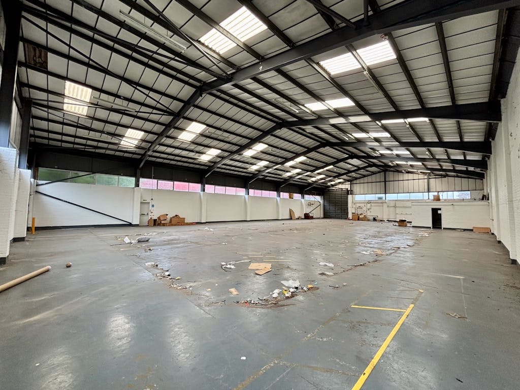 9 Albone Way Biggleswade Warehouse internal 2