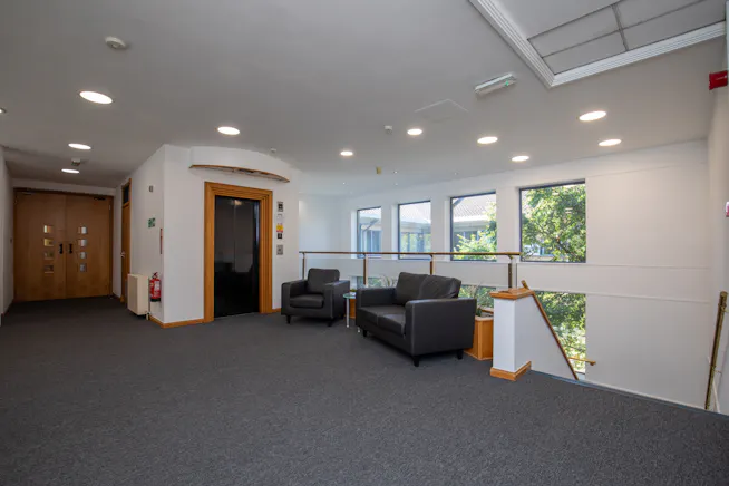 Alexandra Gate Business Centre, Cardiff, Offices To Let - First Floor Waiting Area.jpg