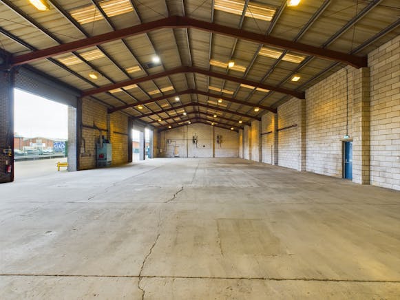 Unit 13A, Evesham To Let - CAM04581G0-PR0017-STILL004.jpg