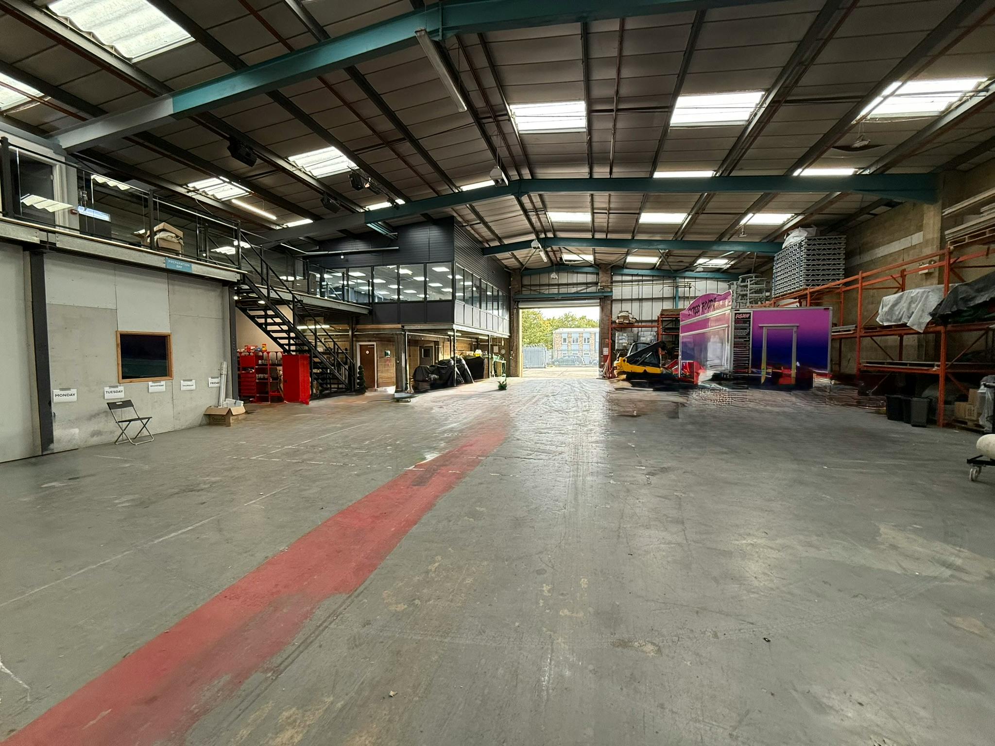 Industrial Unit in Eastleigh - photo 3