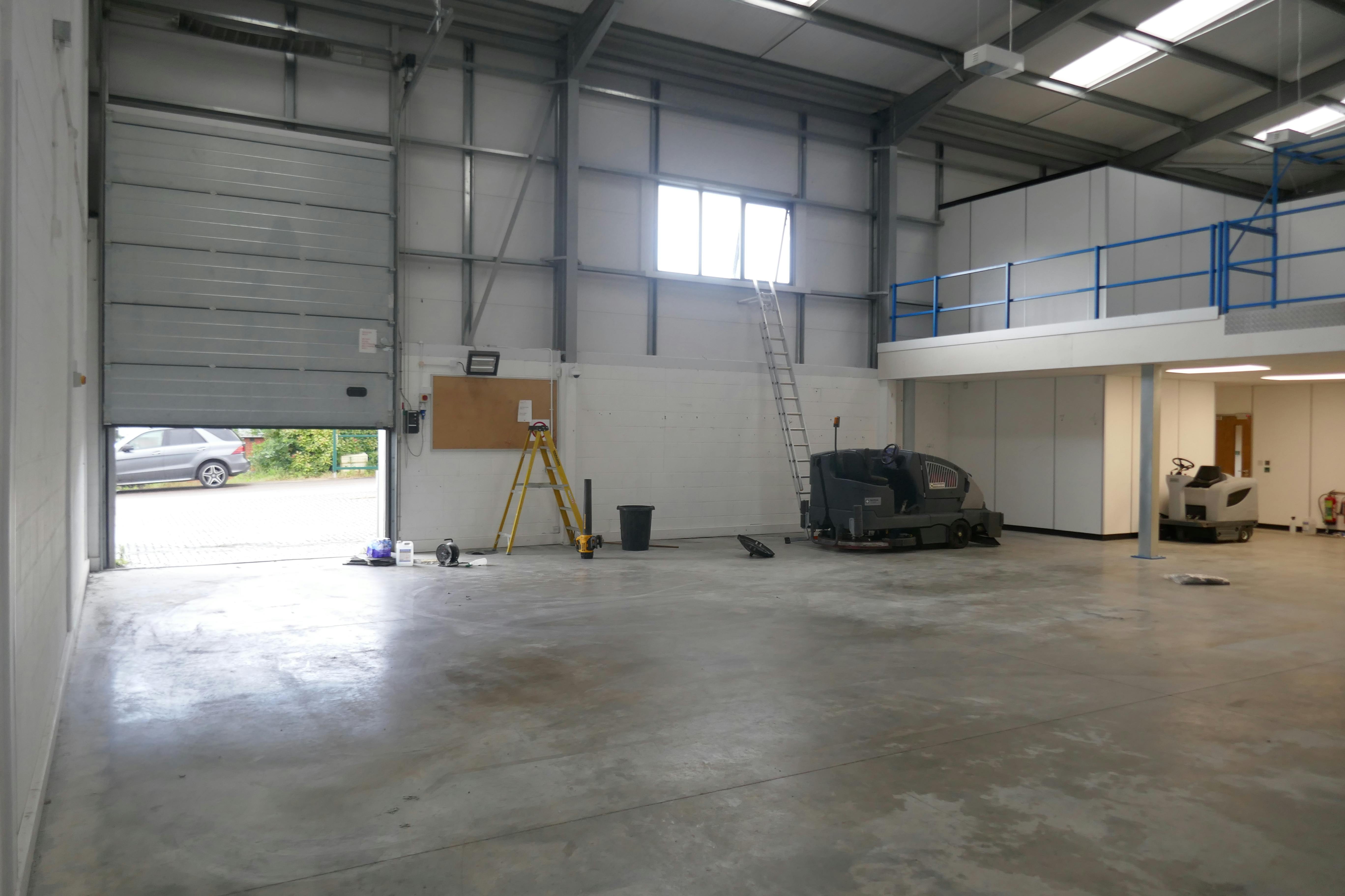 Unit 1, Parkend, Harlow, Industrial To Let - P1020962.JPG