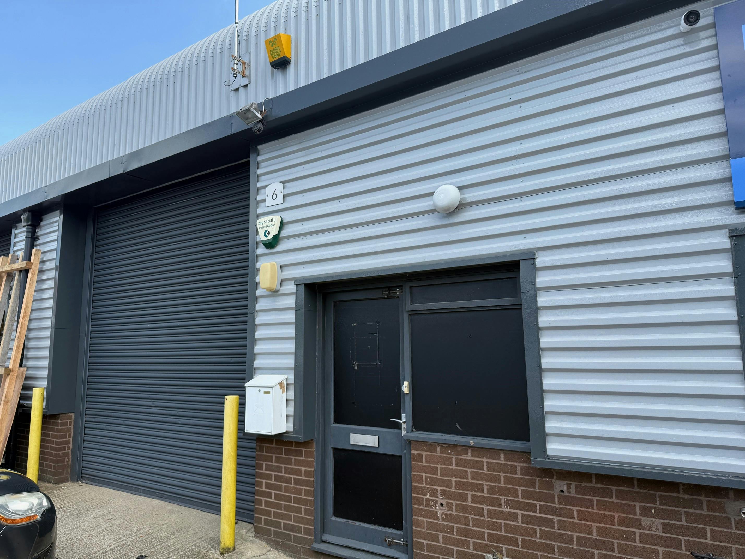 Unit 6 Axis Business Centre, Westmead Trading Estate, Swindon, Industrial To Let - Unit 6 Axis.jpg