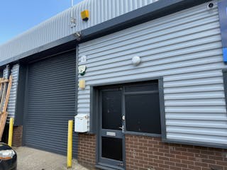 Unit 6 Axis Business Centre, Westmead Trading Estate, Swindon, Industrial To Let - Unit 6 Axis.jpg