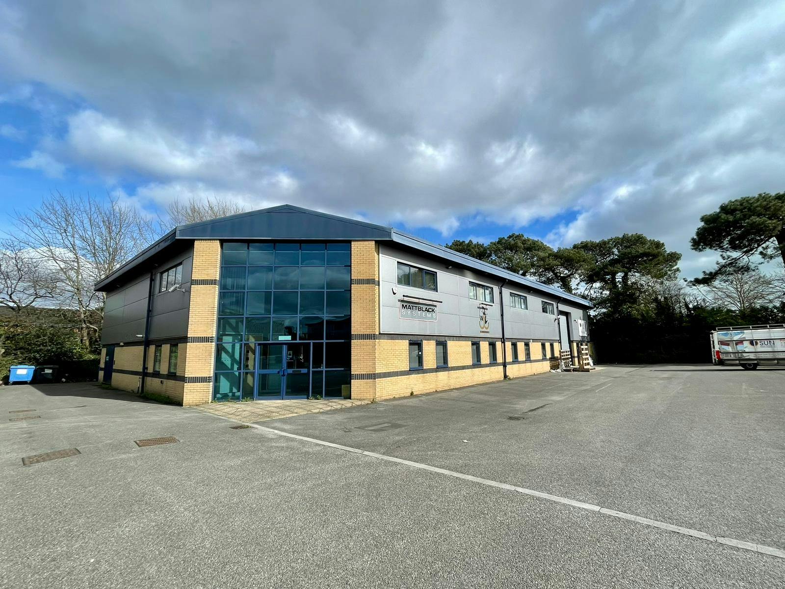 Office in Poole - photo 3