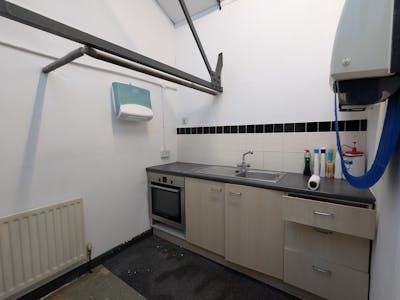 Unit 1a, 1, 2 & 3, Kings Road, Addlestone, Industrial / Light Industrial To Let / For Sale - 1000007541.jpg