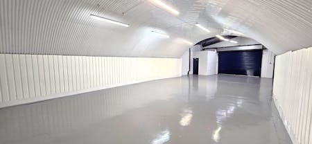 Arch 34 & Arch 35, Bow Triangle Business Estate, London, Industrial To Let - 20260501_191410 - Edited.jpg