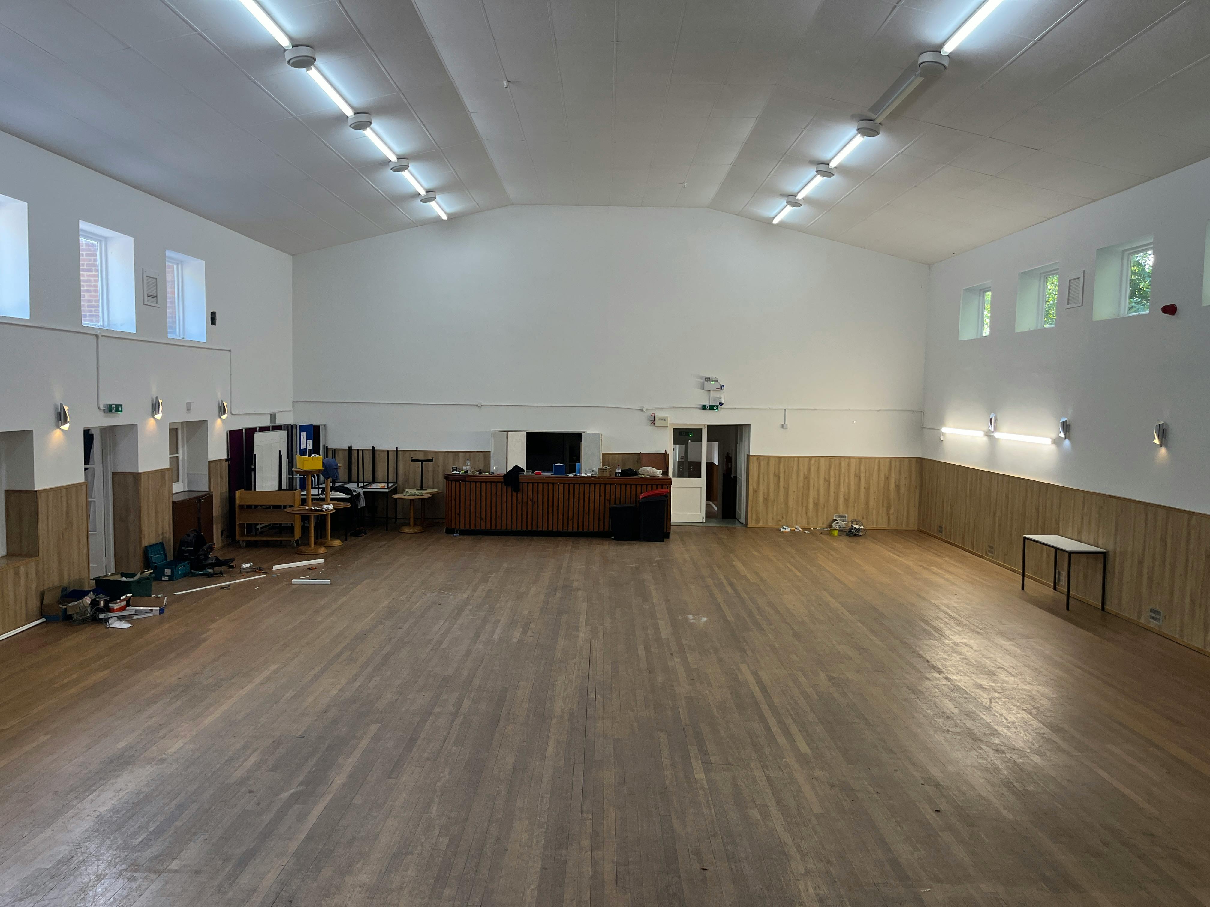 Polish House, Forest Way, High Wycombe, Retail / Offices / Retail To Let - IMG_5100.JPG