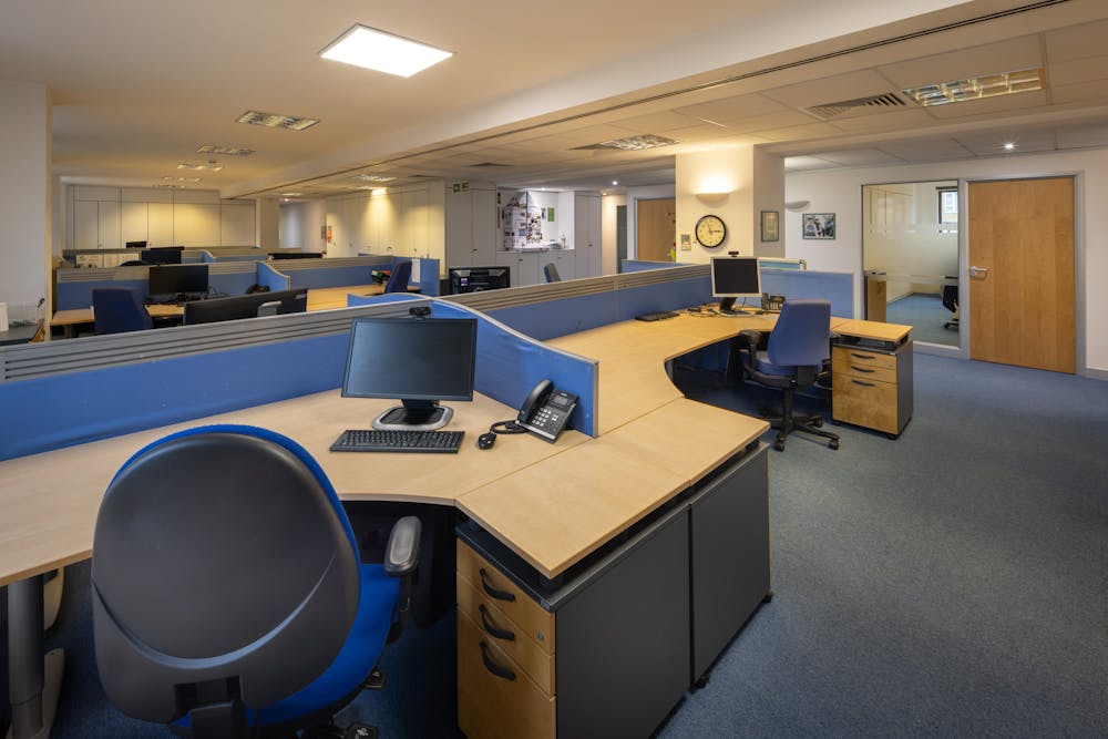 1 Putney High Street - MCPC12042Edit.jpg