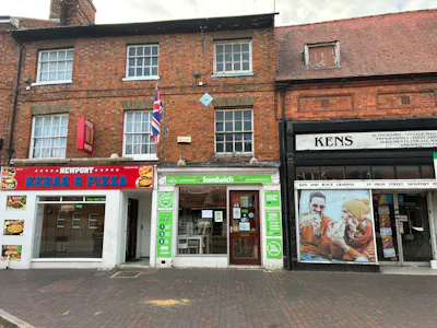 27 High Street, Newport Pagnell, Retail To Let - IMG_2783.JPEG